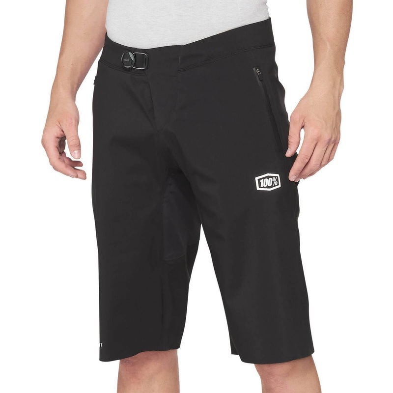 100% HYDROMATIC SHORTS-BLACK-30 & 34