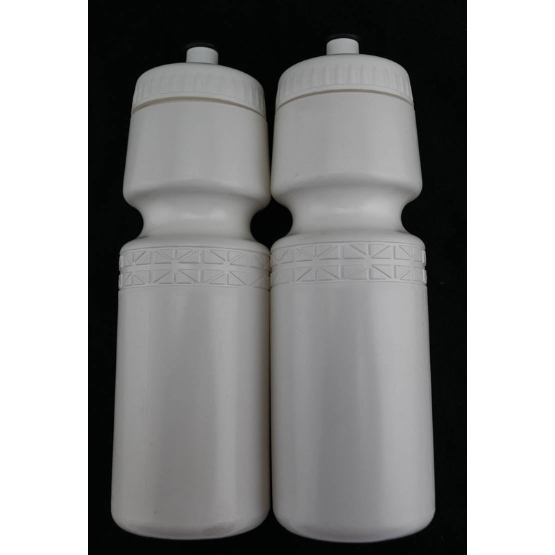 2 QTY 22oz Ounce Bicycle Water Bottles Screw Cap White NEW